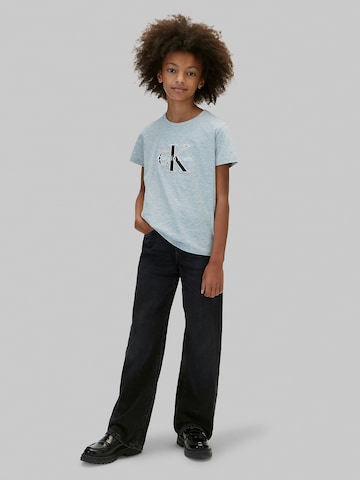 Calvin Klein Jeans - regular Camiseta en gris