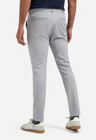 Coupe slim Pantalon No Excess en gris
