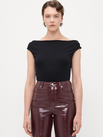 Vero Moda Tall Топ в черно: отпред