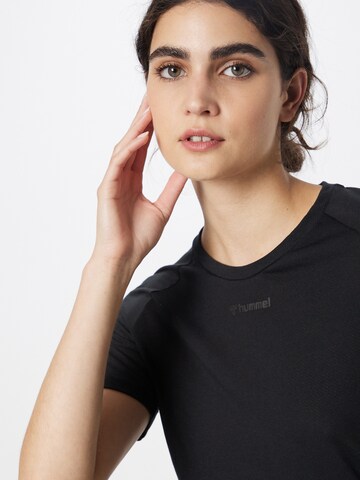 Hummel Performance shirt 'Vanja' in Black