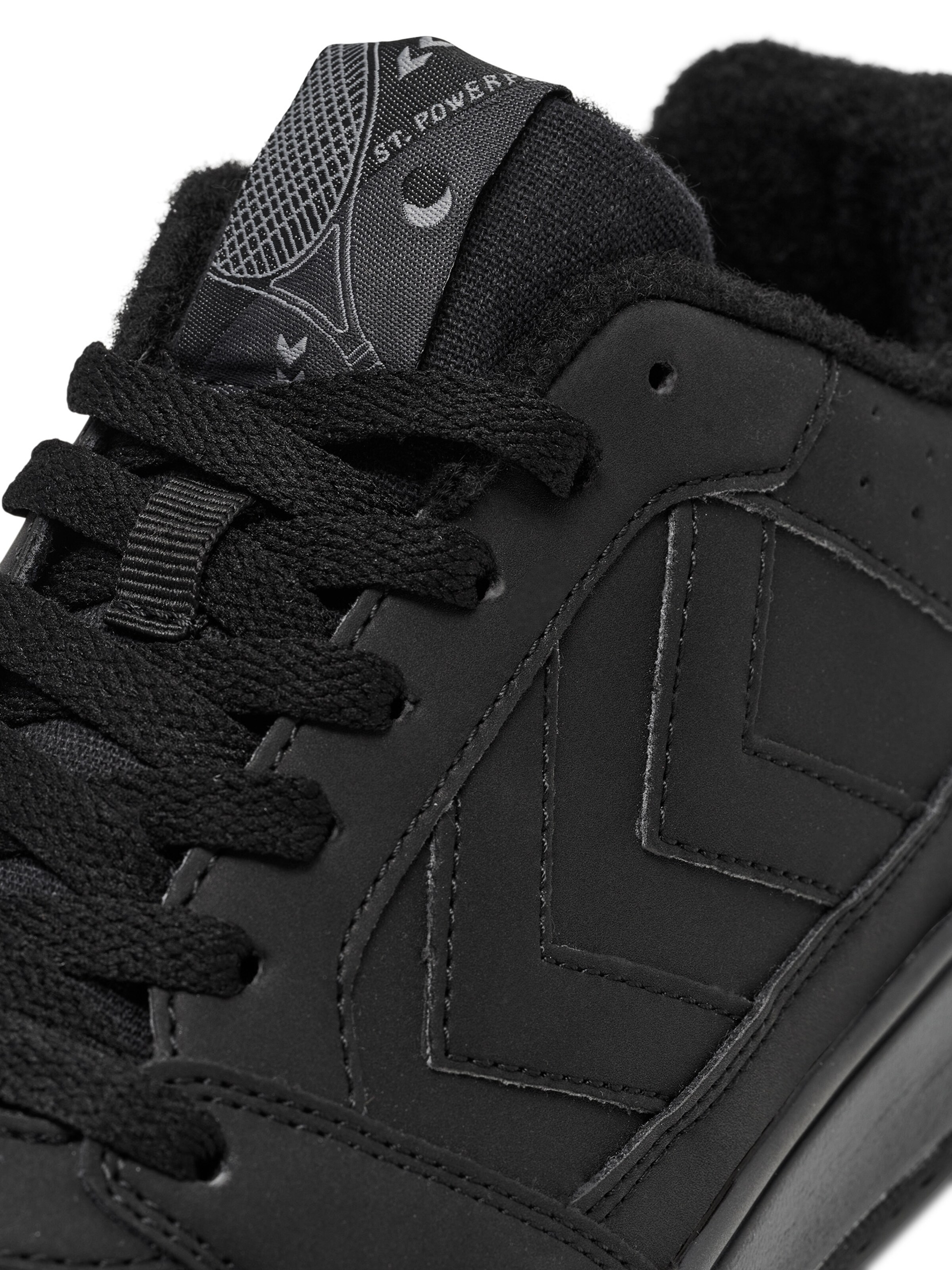 Hummel Sneaker in Schwarz