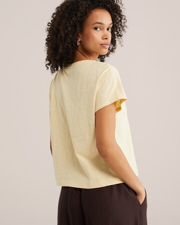 Tricou de la WE Fashion pe galben