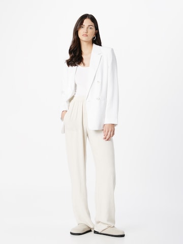 COMMA Blazer in White