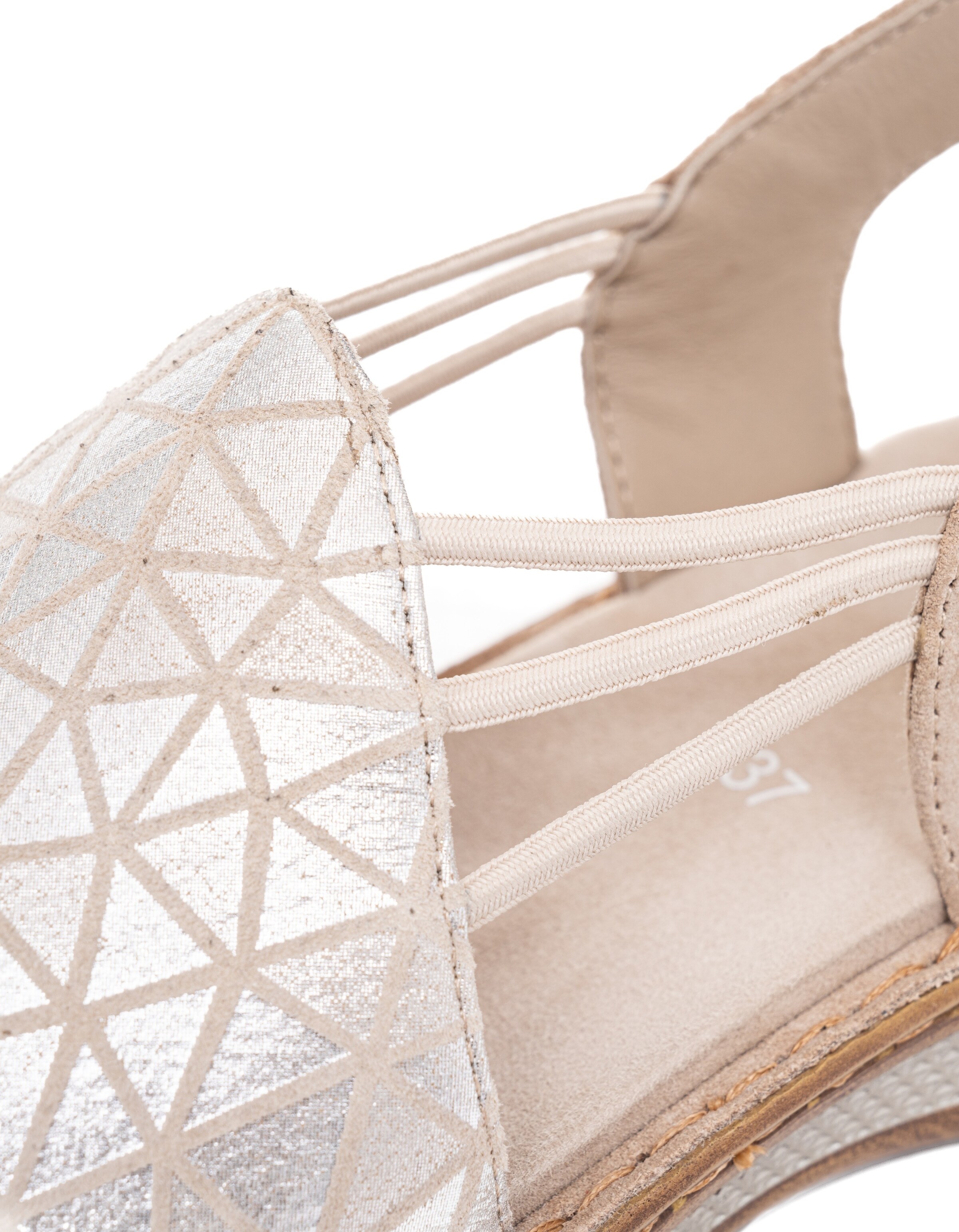 ARA Sandals 'Hawaii' in Beige