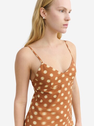 Thinking MU Dress ' DINA ' in Brown