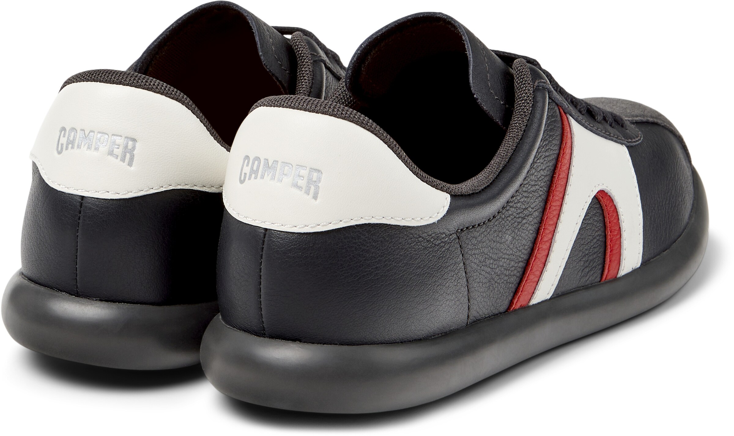Baskets basses 'Pelotas Soller' CAMPER en noir