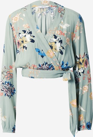 ABOUT YOU Blouse 'Flora' in Groen: voorkant