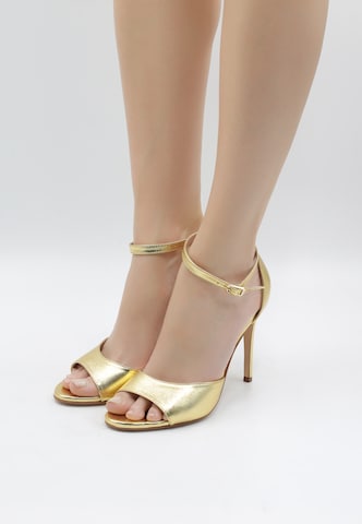 faina Strap Sandals in Gold