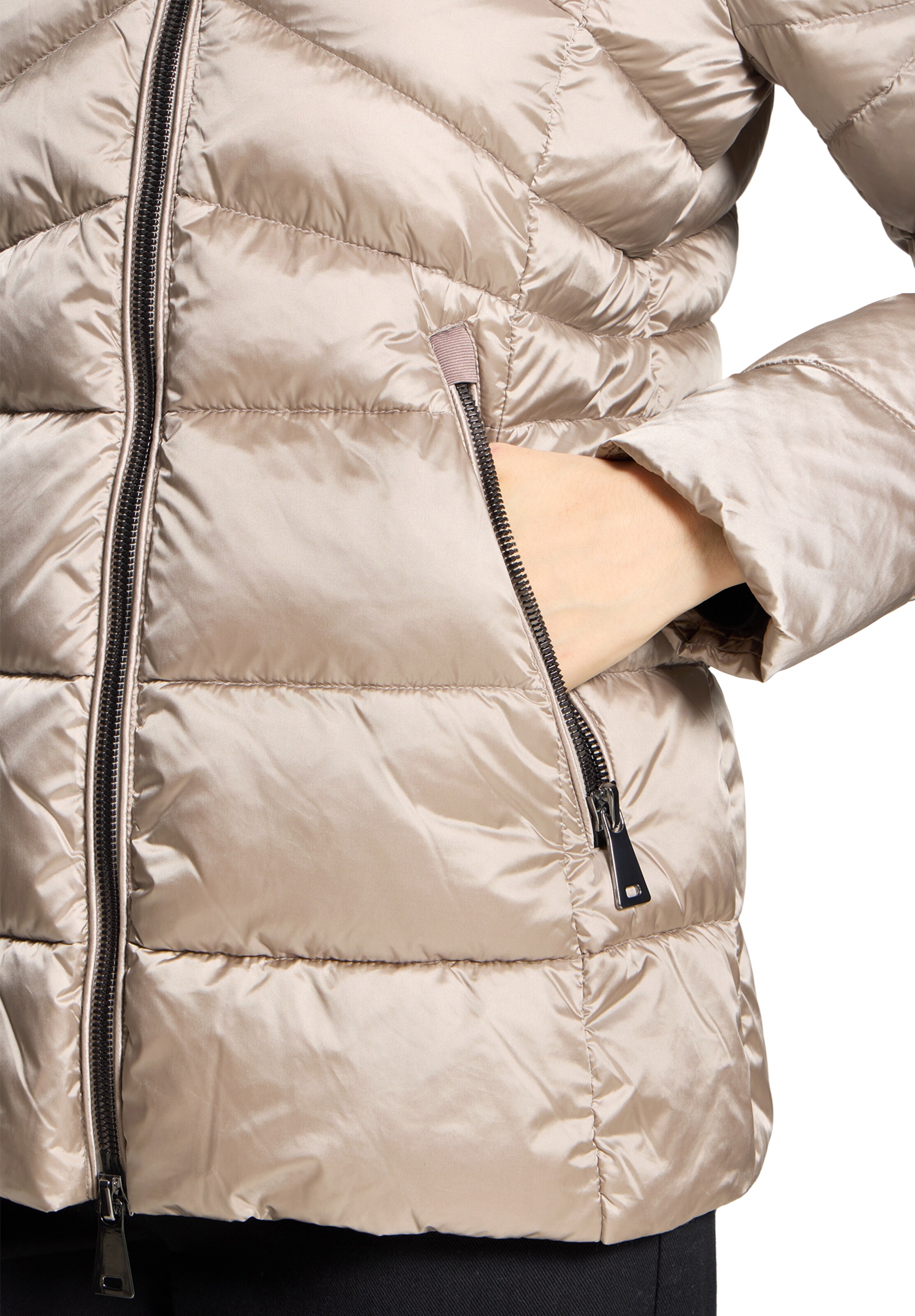 GIL BRET Between-Season Jacket in Beige