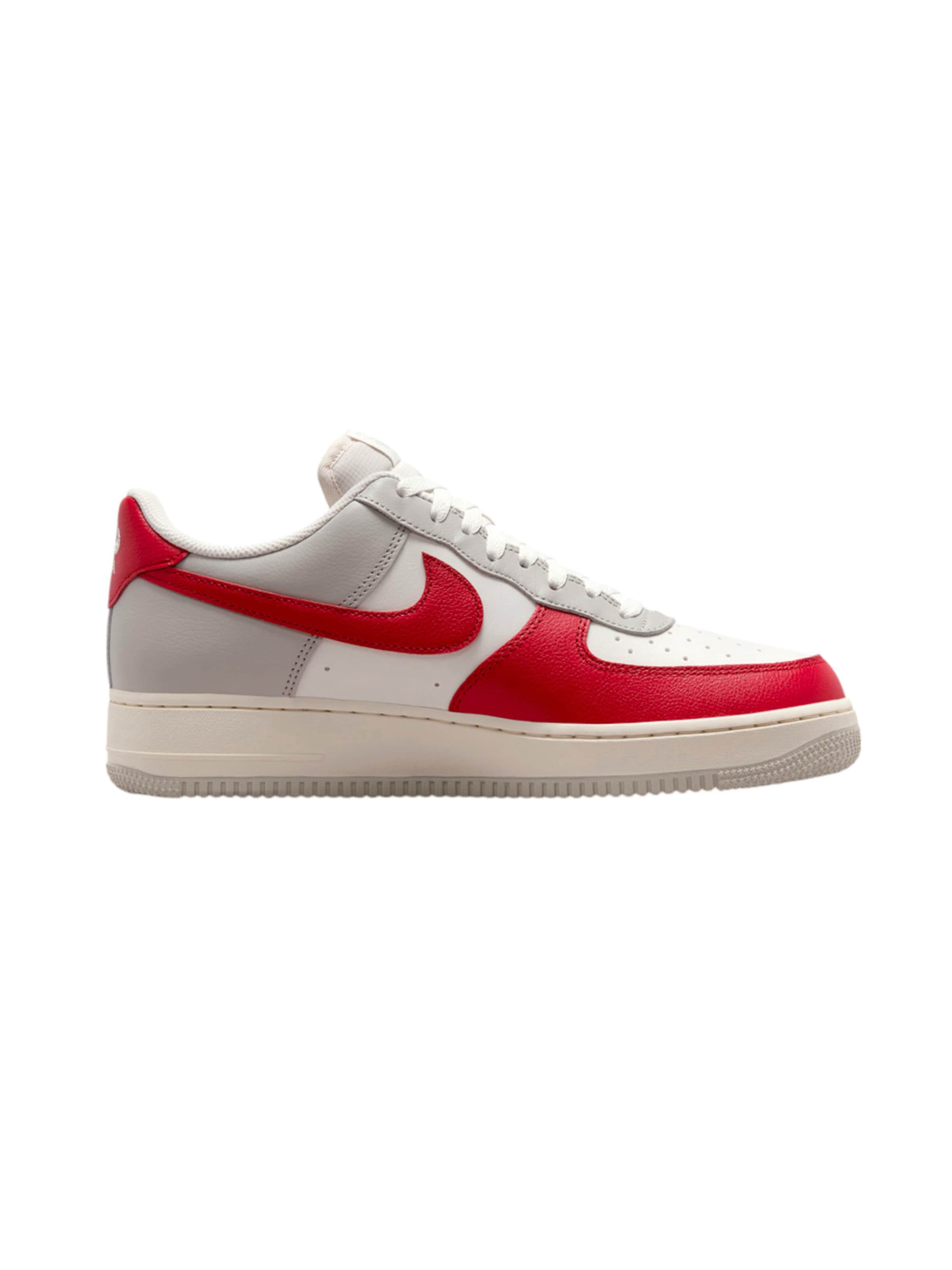 Nike Sportswear Sneakers laag 'AIR FORCE 1' in Gemengde kleuren: voorkant