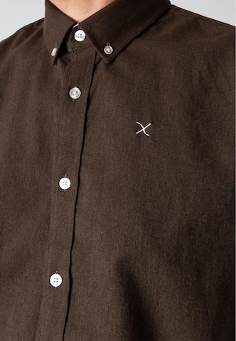 Coupe regular Chemise Clean Cut Copenhagen en marron