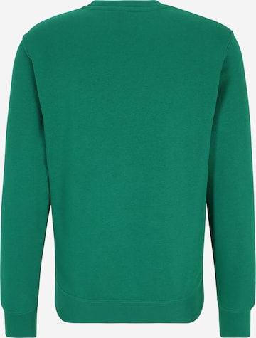 Nike Sportswear Regular Fit Sweatshirt 'Club Fleece' in Grün