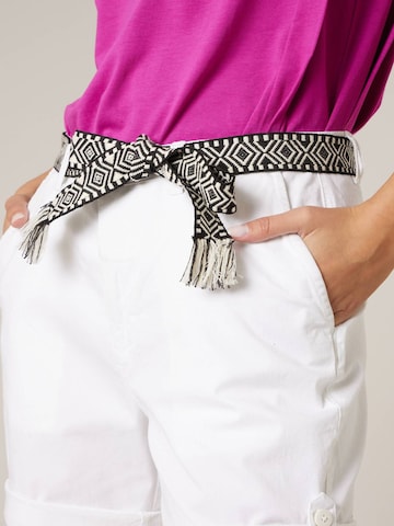 Coupe slim Pantalon Deeluxe en blanc