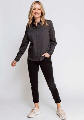 Zhrill Blouse in Black