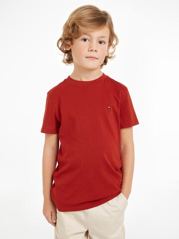 TOMMY HILFIGER T-Shirt 'ESSENTIAL' in Rot: Vorderseite