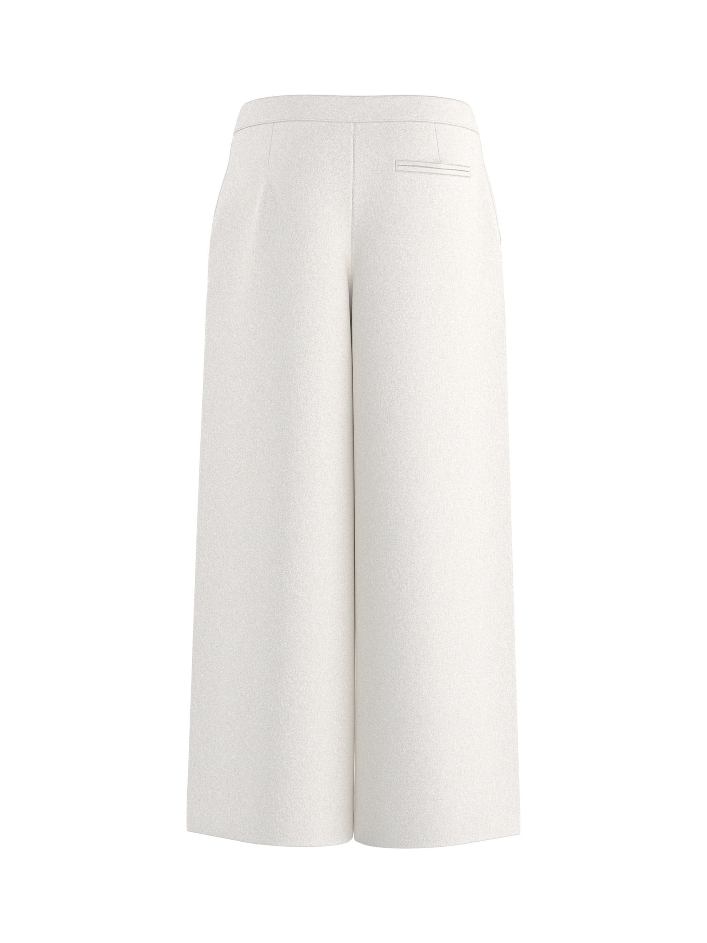 HYPEDROP - regular Pantalón en blanco