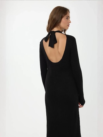 Hiccup Kleid in Schwarz