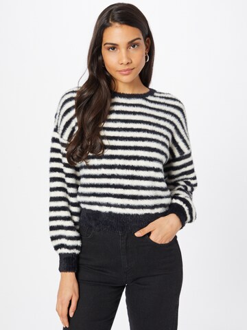 ONLY Pullover 'ONLPiumo' in Schwarz: Vorderseite