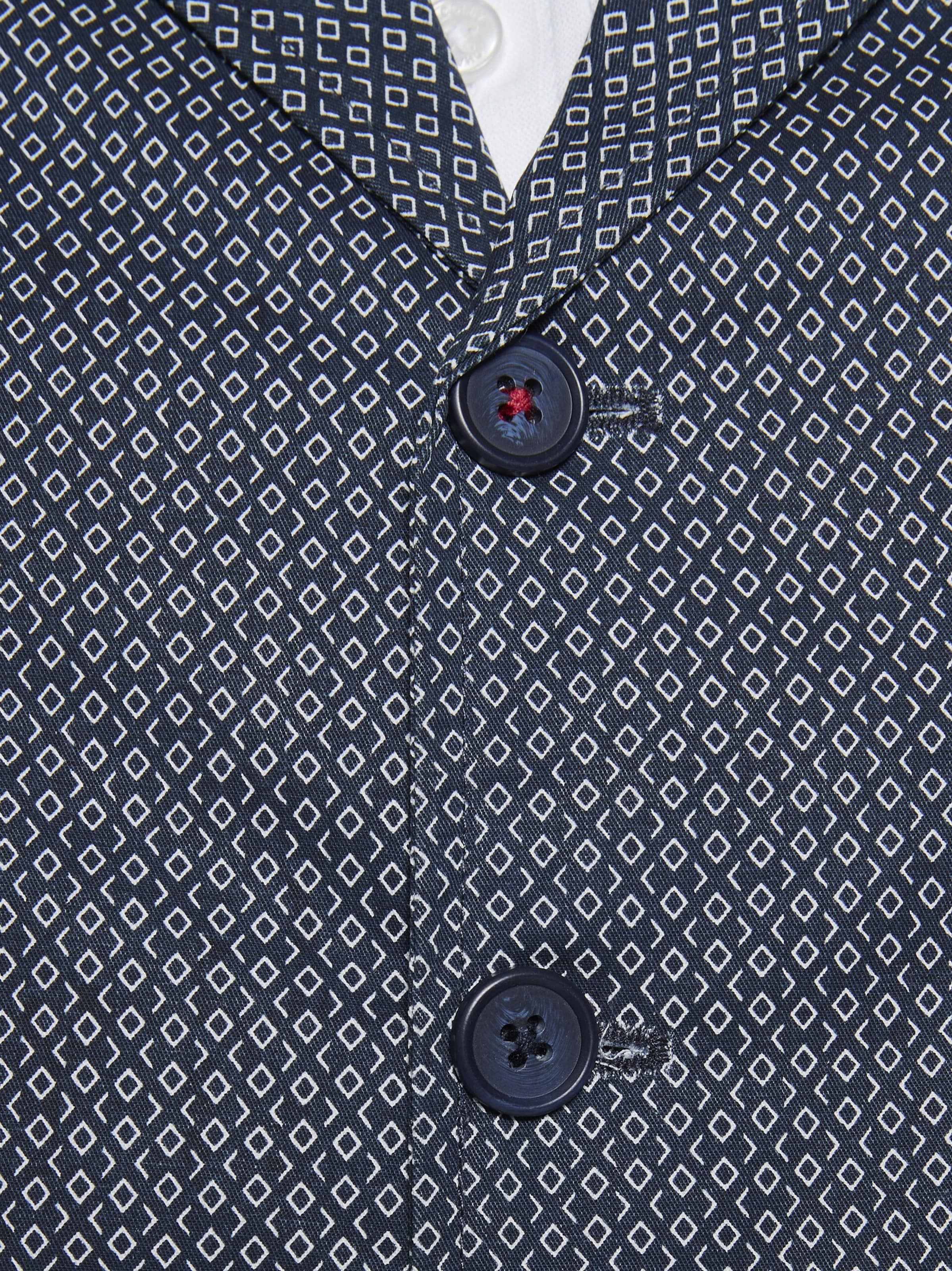 Charles Colby Vest 'Duke Andrew' in Blue