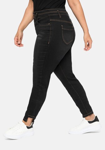 SHEEGO Skinny Jeans i svart