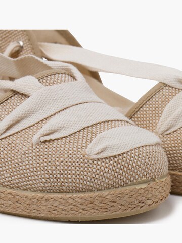 Pisamonas - Sandalias en beige