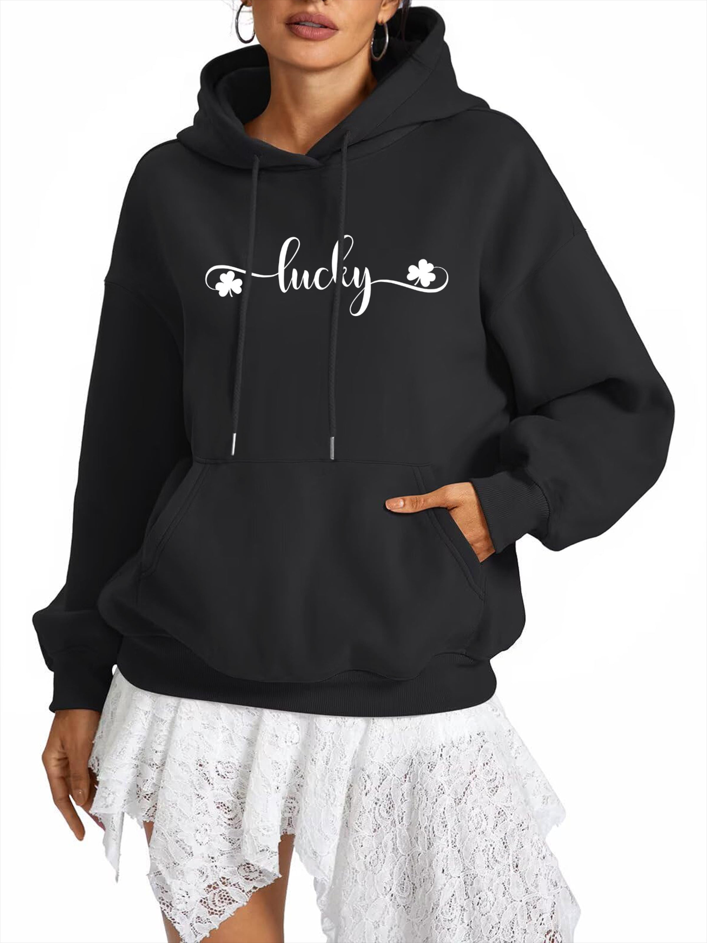 Felpa 'Oversized Women's Winter Fleece Hoodie with Large Pockets and Lucky Graphic Print' di GORHEY in nero: frontale