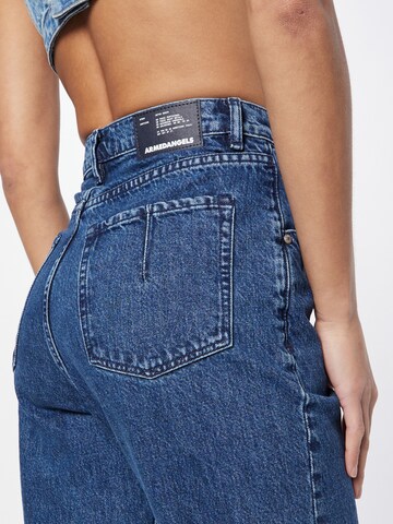 regular Jeans 'MAIRA' di ARMEDANGELS in blu