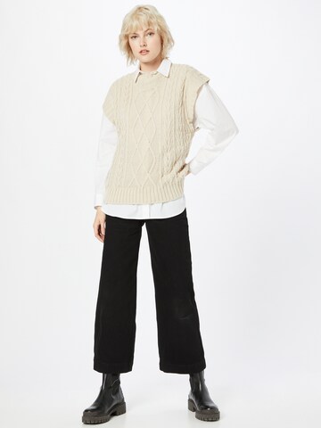 AX Paris Pullover in Beige