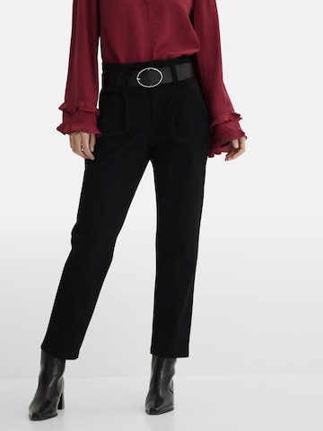 bonprix Loosefit Hose in Schwarz: Vorderseite