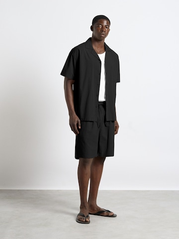 Burocs Regular fit Button Up Shirt in Black