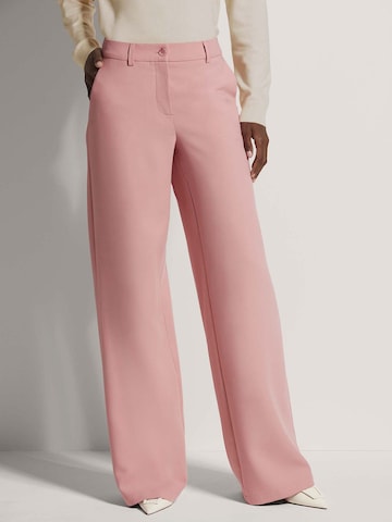 MADELEINE Wide leg Broek in Roze: voorkant