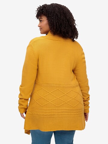 SHEEGO Knit Cardigan in Yellow