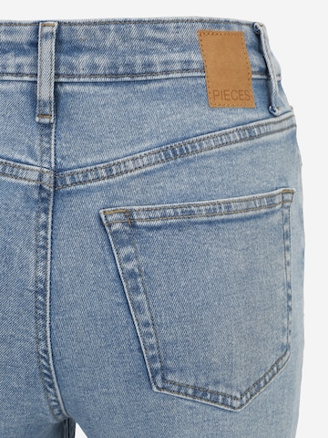 Pieces Tall Flared Jeans 'KELLY' i blå