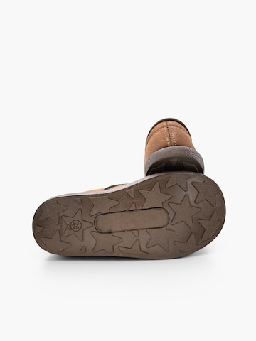 Chaussure basse Pisamonas en marron