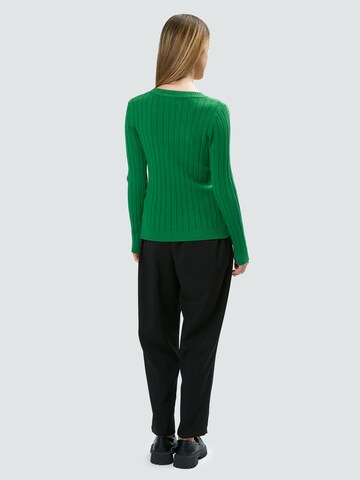 Pullover di Influencer in verde