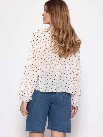 SASSYCLASSY Blouse in White