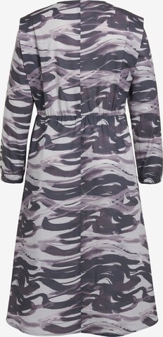 Robe Ulla Popken en gris