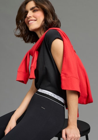 KangaROOS Skinny Leggings in Black