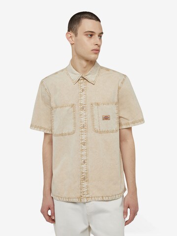 DICKIES Regular fit Skjorta 'NEWINGTON' i beige: framsida