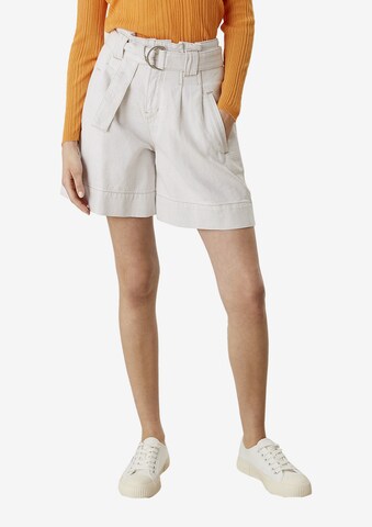 s.Oliver Pleat-Front Pants in White: front