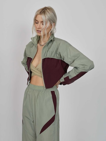 Veste mi-saison 'Mathea' LeGer by Lena Gercke en vert