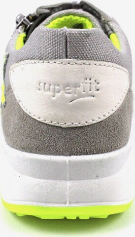 SUPERFIT Sneaker in Grau
