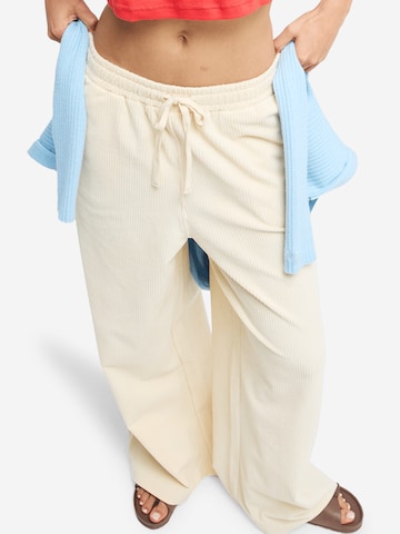 ROXY Hose 'Lekeitio' in Beige: Vorderseite