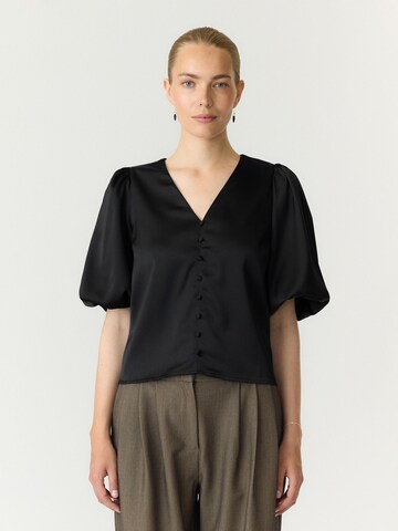 YAS Bluse 'YASPella' i sort: forside