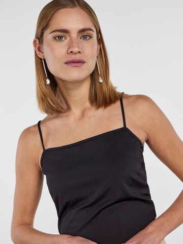 Top 'MINNI' di PIECES in nero