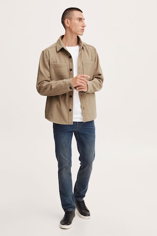 !Solid Regular fit Button Up Shirt 'Tam' in Beige