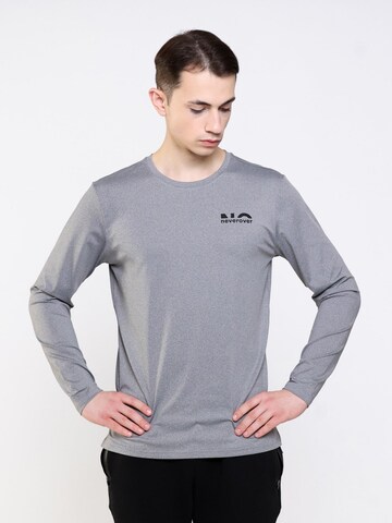 neverover Performance shirt in Grey: front