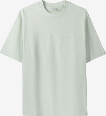 Tricou de la Bershka pe verde: față