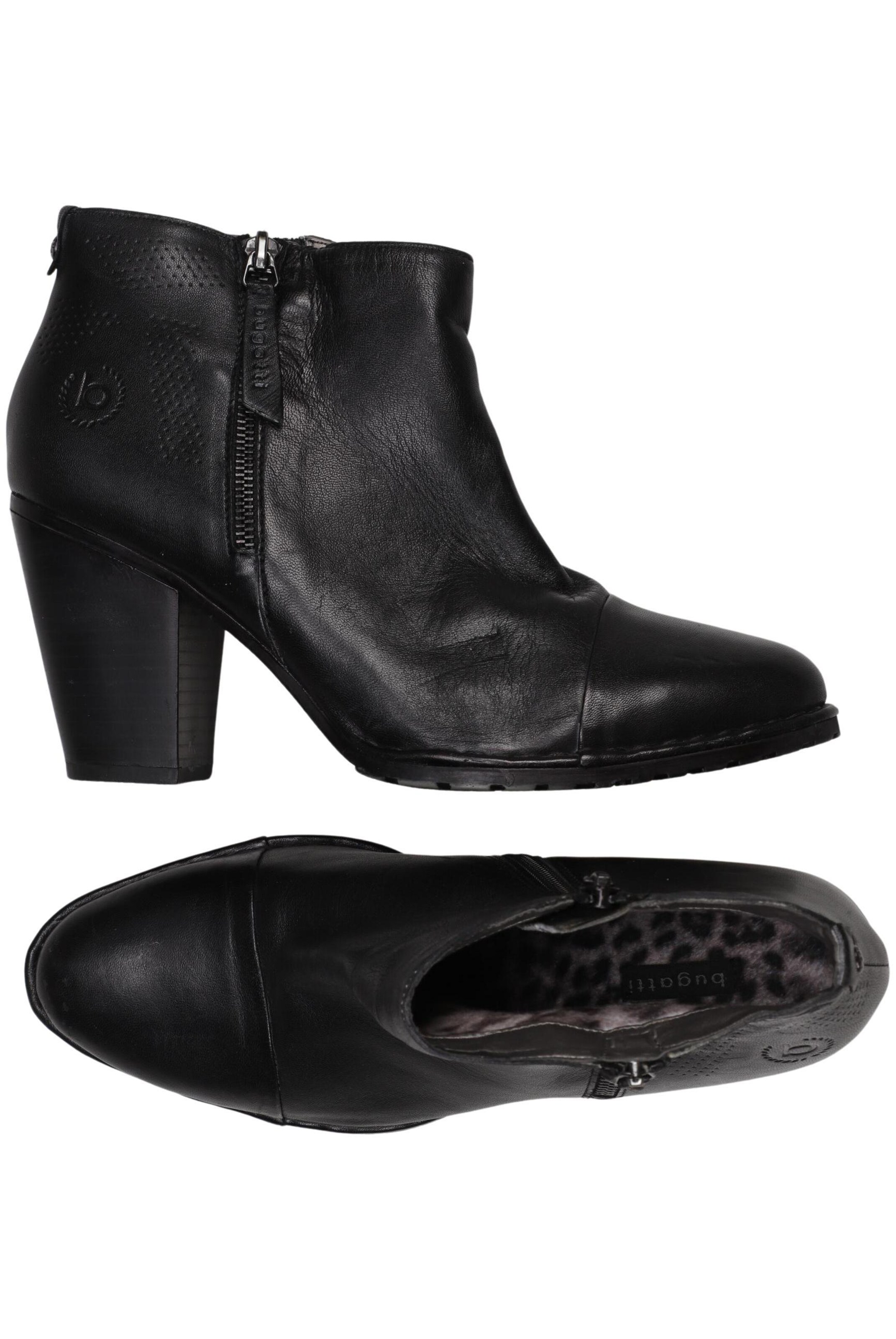 bugatti Dress Boots in 41 in Black: front