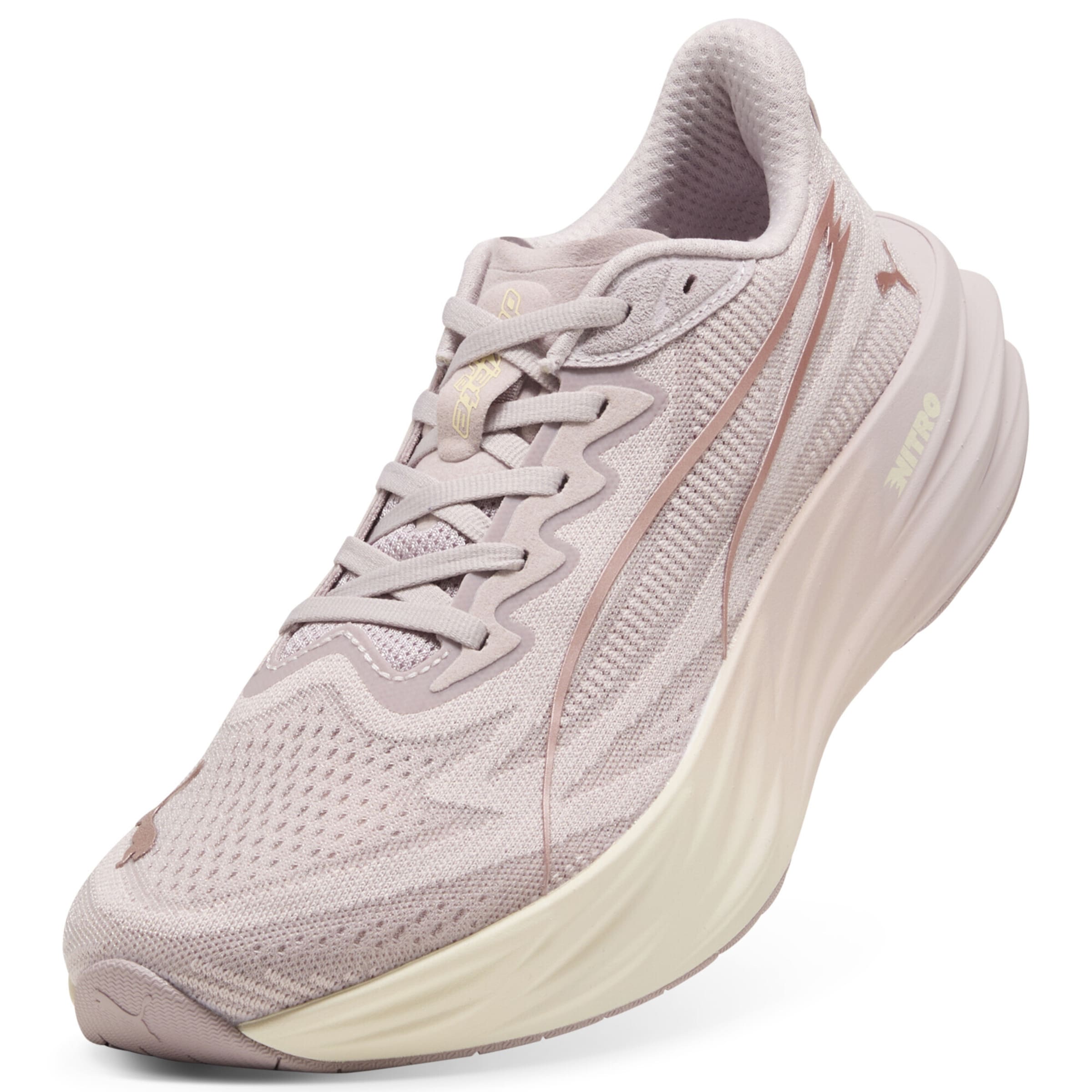PUMA Loopschoen 'Deviate Pure NITRO™' in Roze